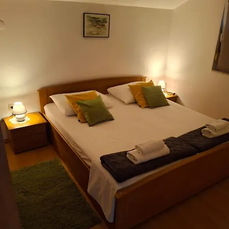Apartament Akustik Sveti Filip i Jakov