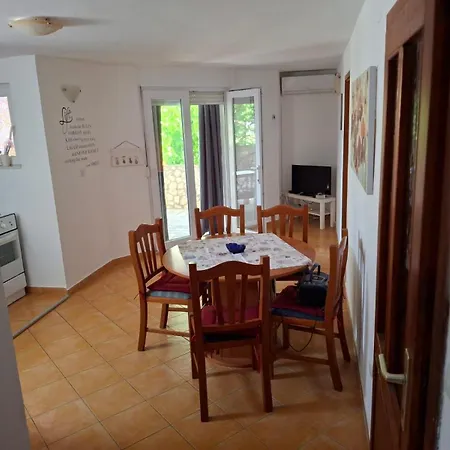 Akustik Apartament *