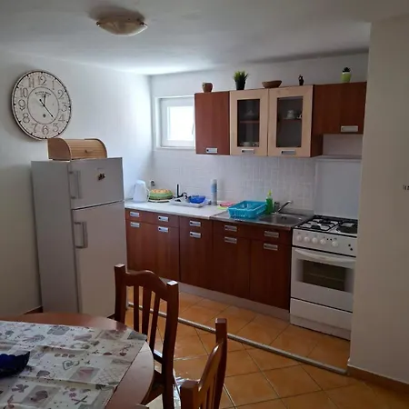Akustik Apartament Sveti Filip i Jakov