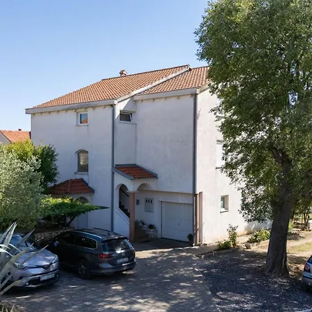Akustik Apartment *