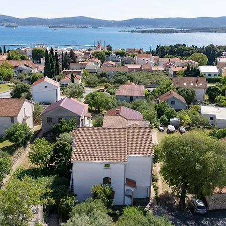 Akustik * سفيتي فيليب ياكوف